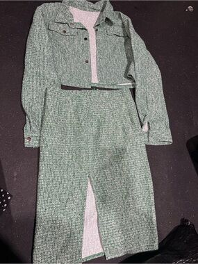 SHEIN Green Textured Two-Piece Skirt Set